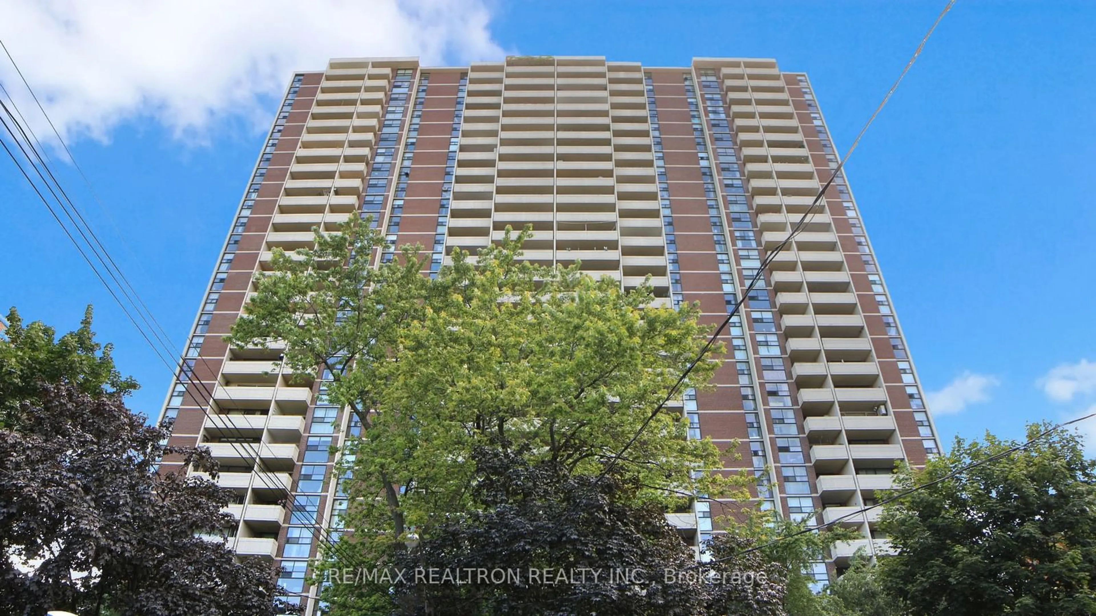 A pic from exterior of the house or condo for 40 Homewood Ave #2216, Toronto Ontario M4Y 2K2