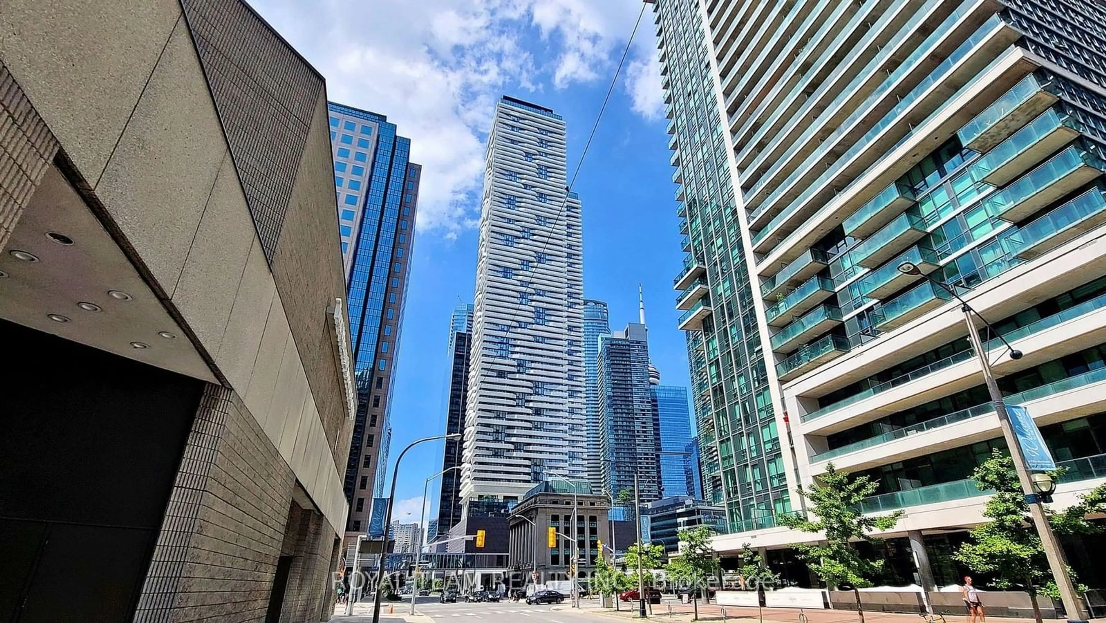 A pic from exterior of the house or condo for 88 Harbour St #6203, Toronto Ontario M5J 0C3