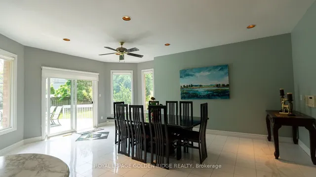 Additional property image - 301 Holmes Ave