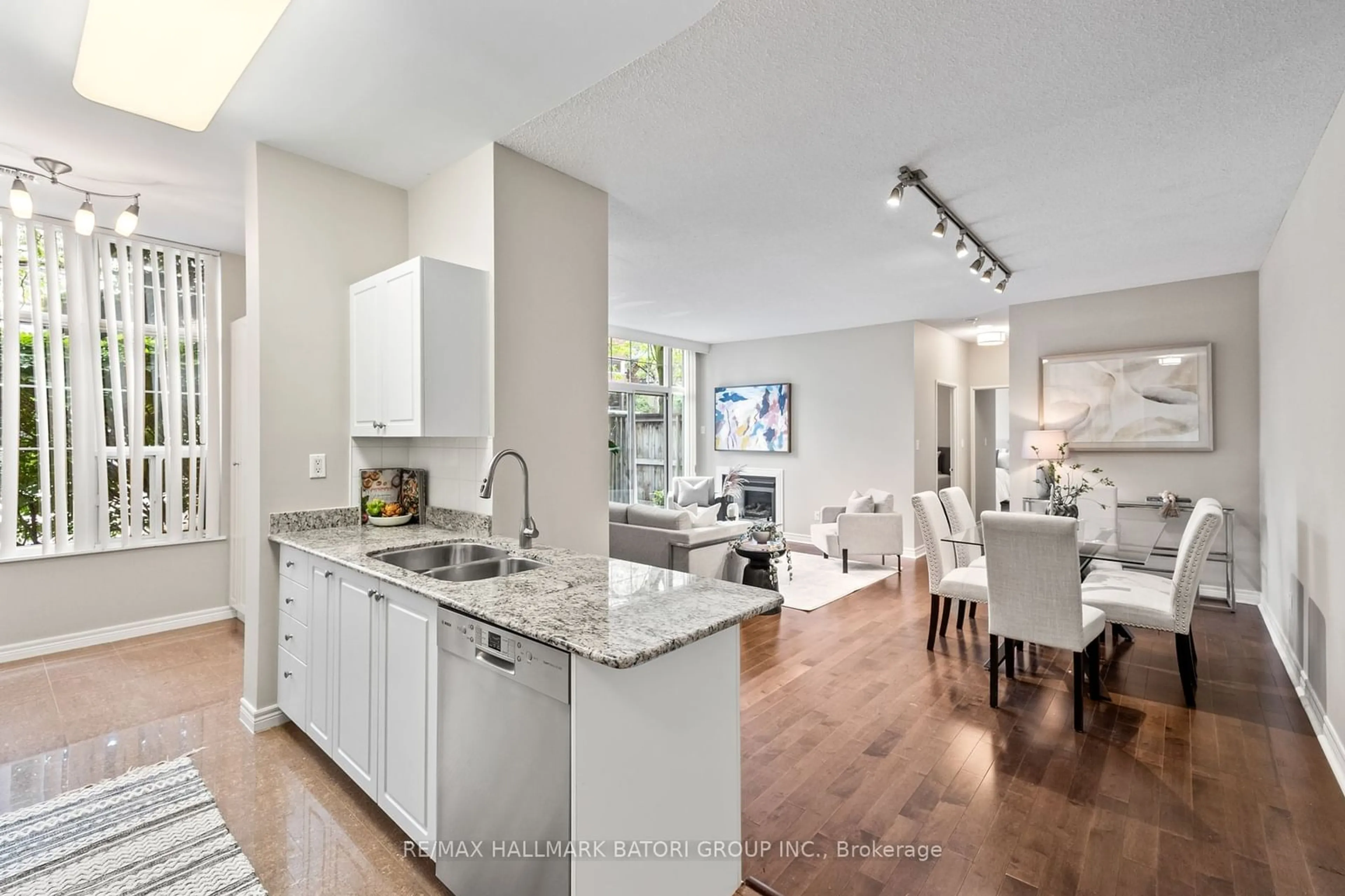 Contemporary kitchen for 35 Merton St #101, Toronto Ontario M4S 3G4