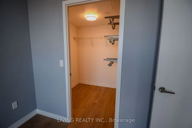 Additional property image - 117 McMahon Dr Unit 211