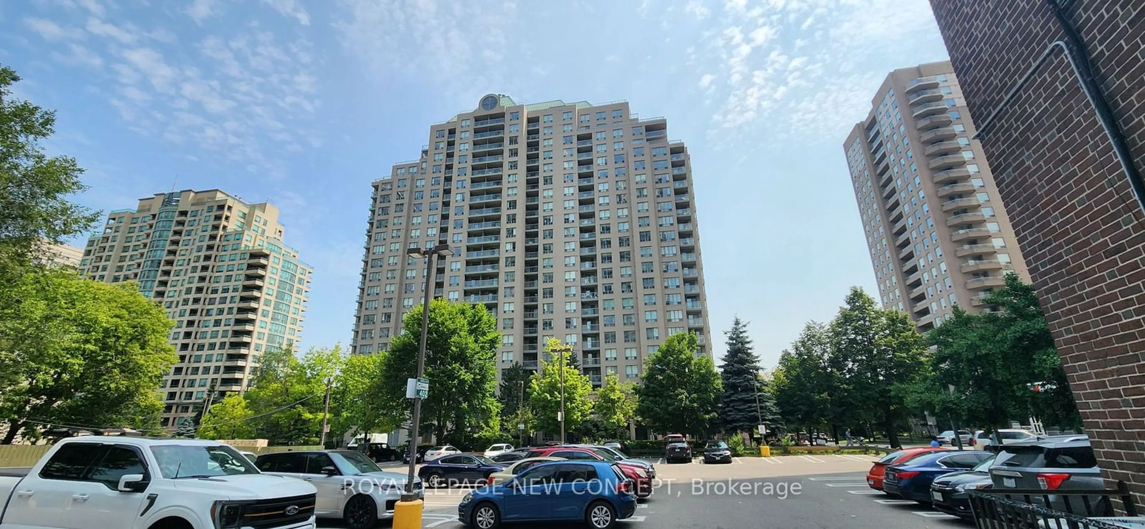 A pic from exterior of the house or condo for 28 Empress Ave #1202, Toronto Ontario M2N 6Z7