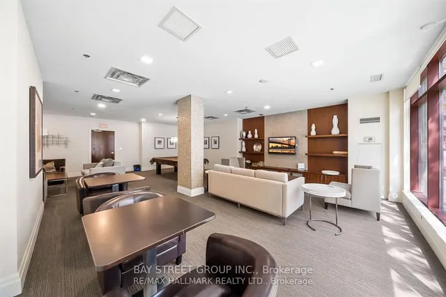 Additional property image - 27 Rean Dr Unit 402
