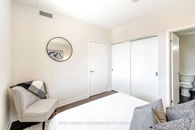 Additional property image - 400 Wellington St Unit 908