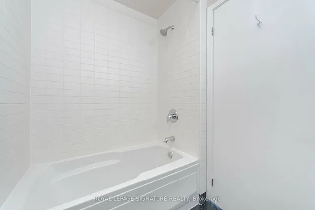 Additional property image - 400 Wellington St Unit 908