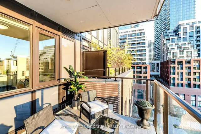Additional property image - 400 Wellington St Unit 908