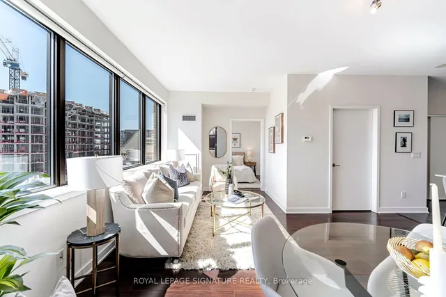 Additional property image - 400 Wellington St Unit 908