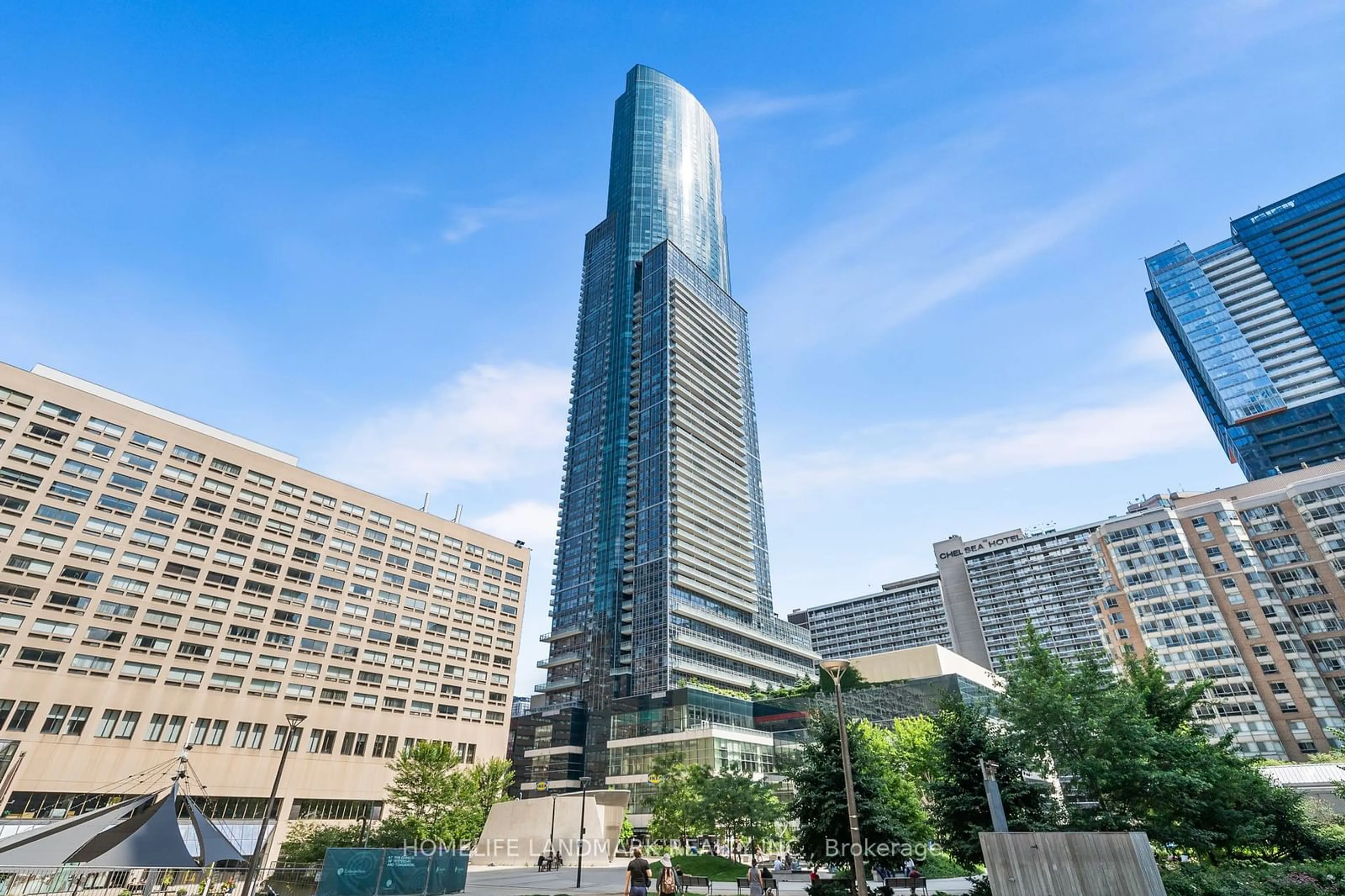 A pic from exterior of the house or condo for 386 Yonge St #2403, Toronto Ontario M5B 0A5
