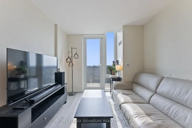 Additional property image - 38 Monte Kwinter Crt Unit 1412