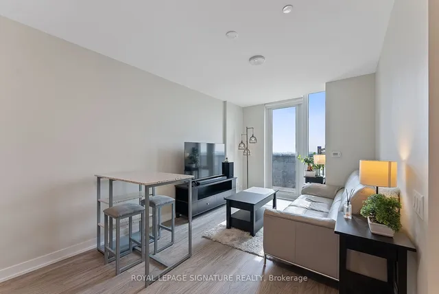 Additional property image - 38 Monte Kwinter Crt Unit 1412