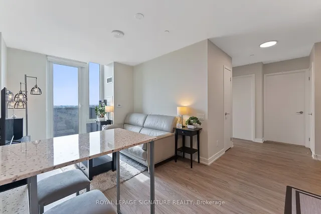 Additional property image - 38 Monte Kwinter Crt Unit 1412