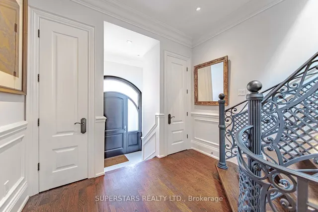 Additional property image - 643 Glencairn Ave