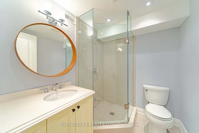 Additional property image - 643 Glencairn Ave