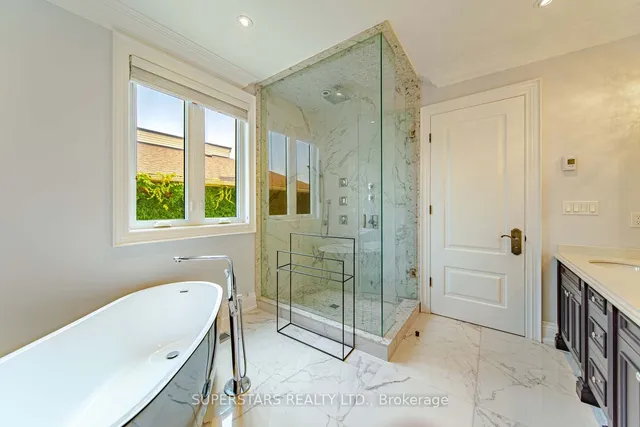 Additional property image - 643 Glencairn Ave