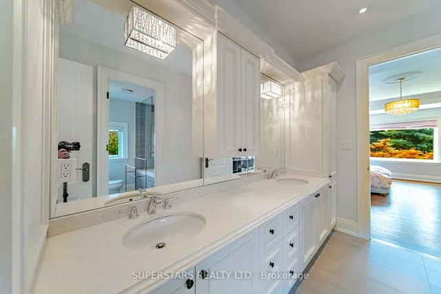 Additional property image - 643 Glencairn Ave