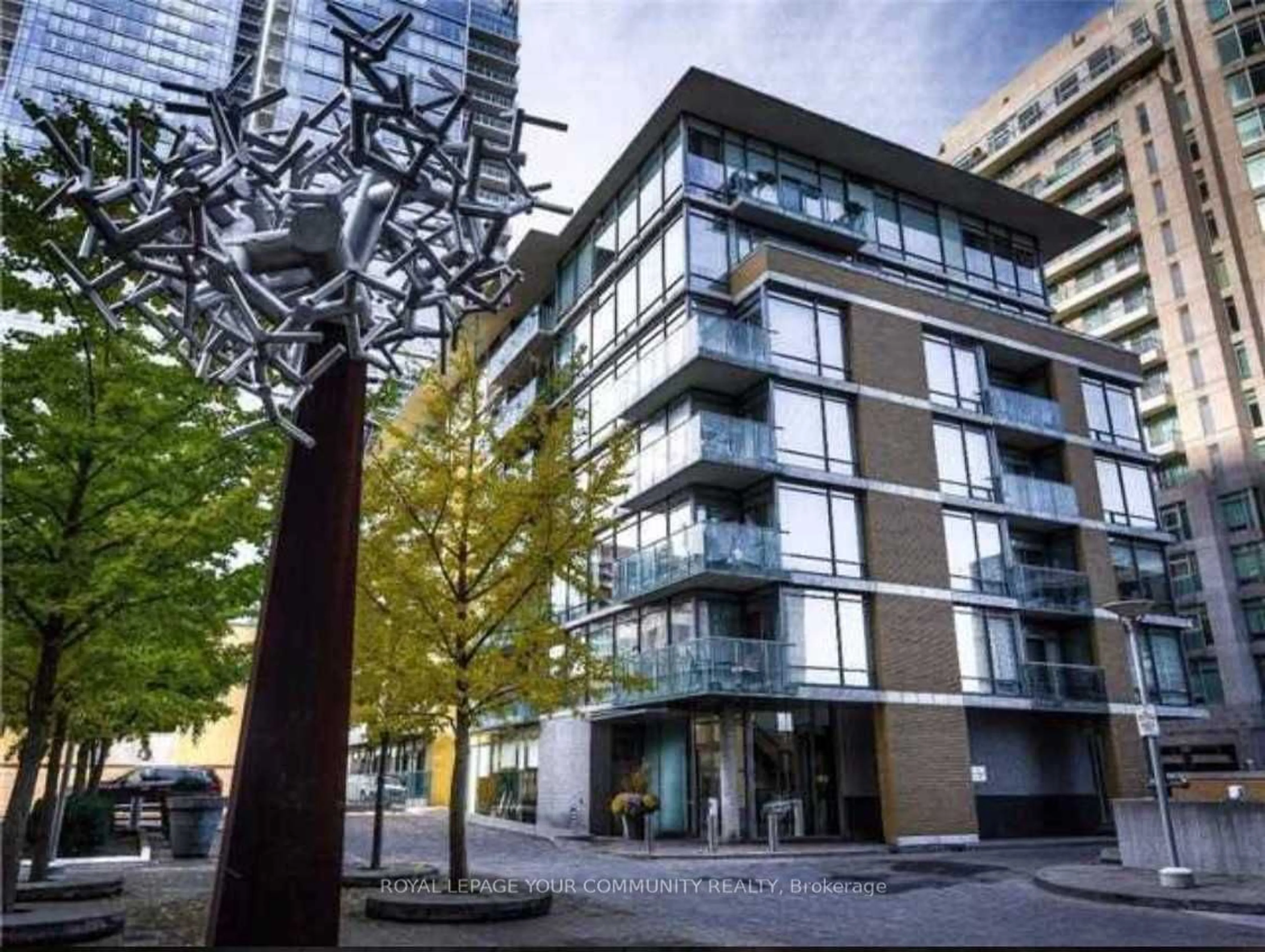 A pic from exterior of the house or condo for 21 Scollard St #404, Toronto Ontario M5R 1G1
