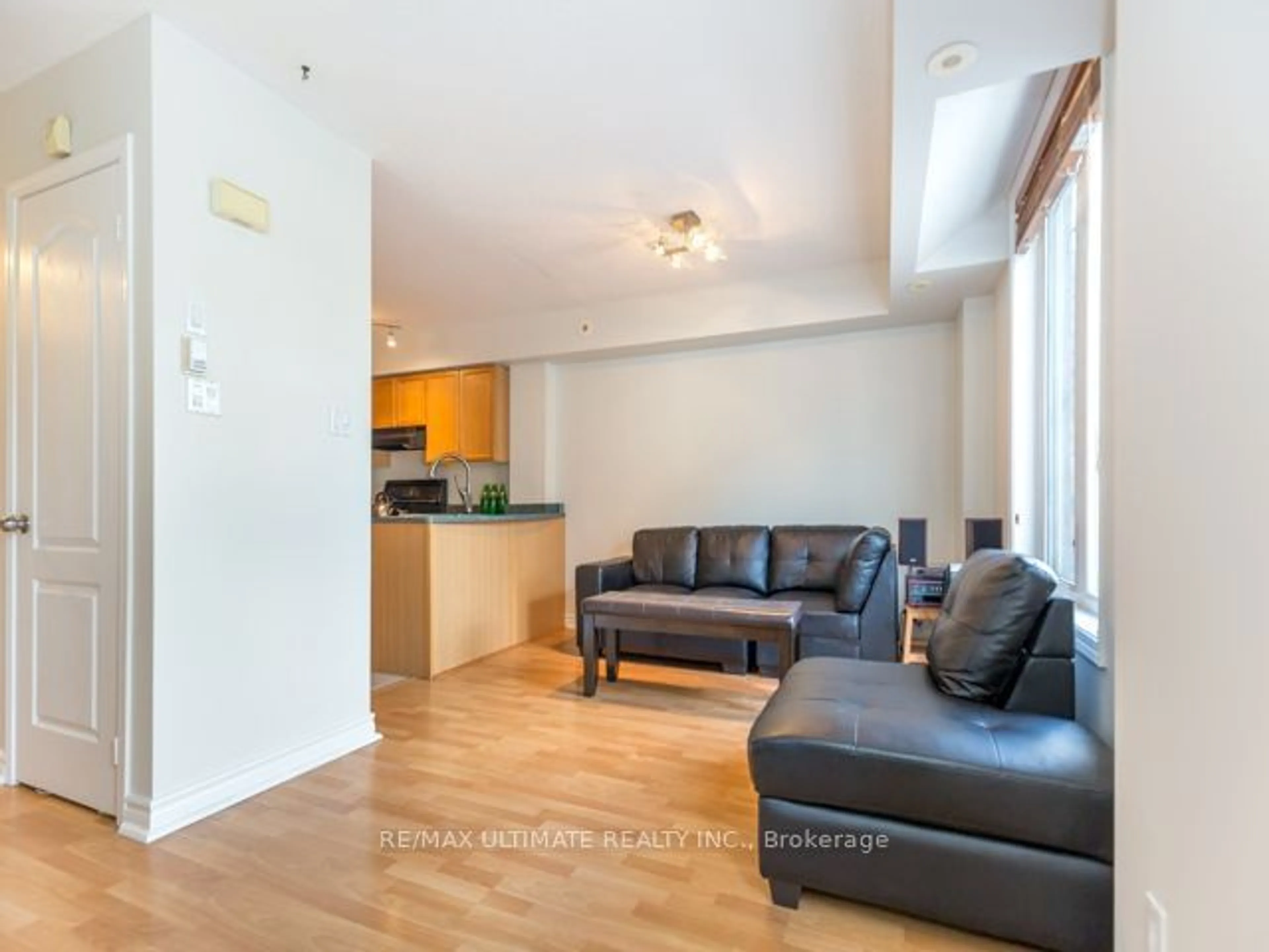 Living room for 35 Canniff St #710, Toronto Ontario M6K 3M5