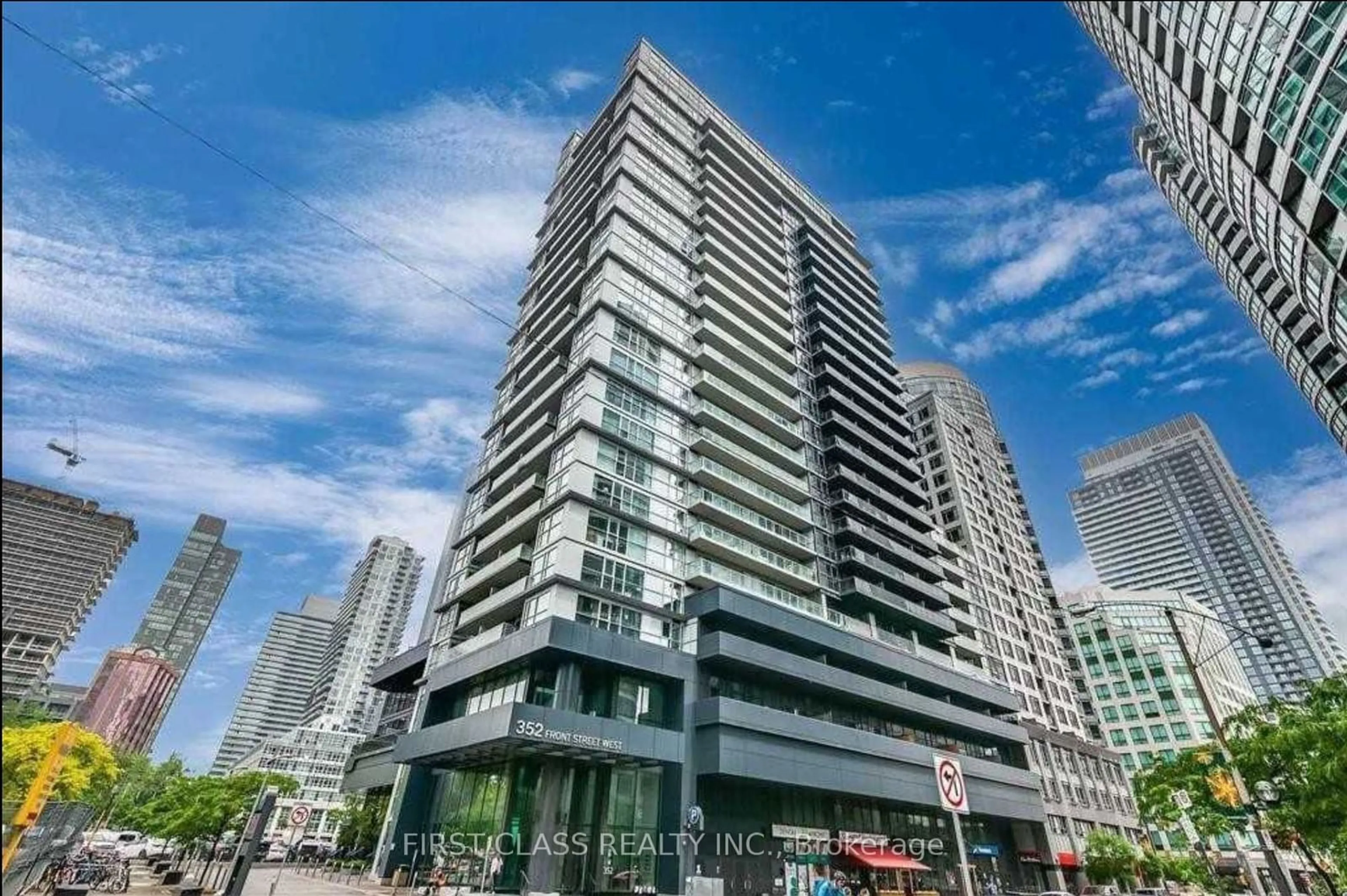 A pic from exterior of the house or condo for 352 Front St #1217, Toronto Ontario M5V 1B5