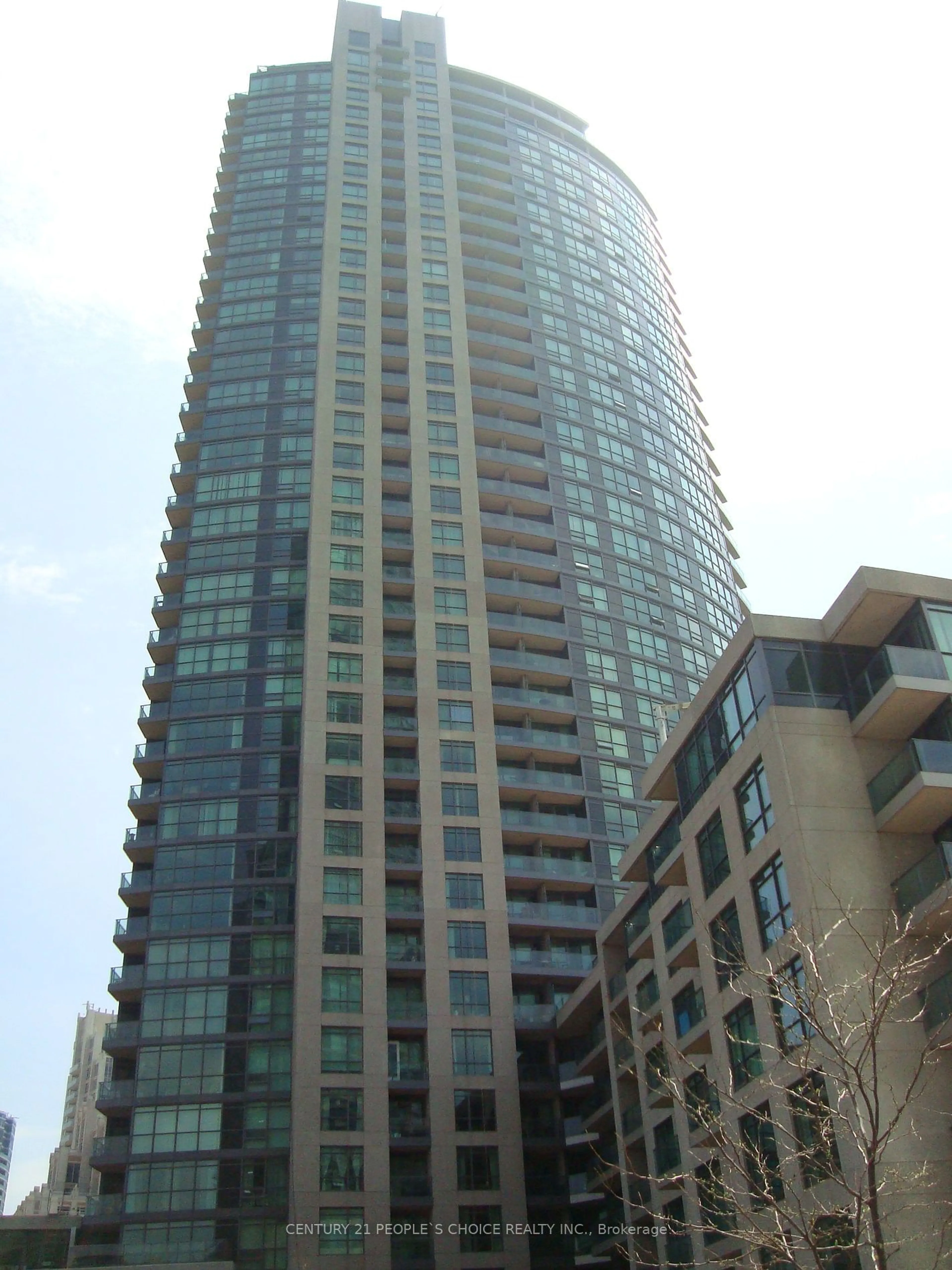 A pic from exterior of the house or condo for 215 Fort York Blvd #317, Toronto Ontario M5V 4A2