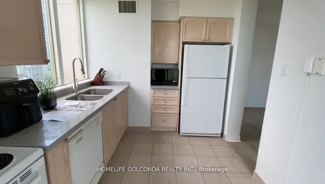 Additional property image - 256 Doris Ave Unit 1908