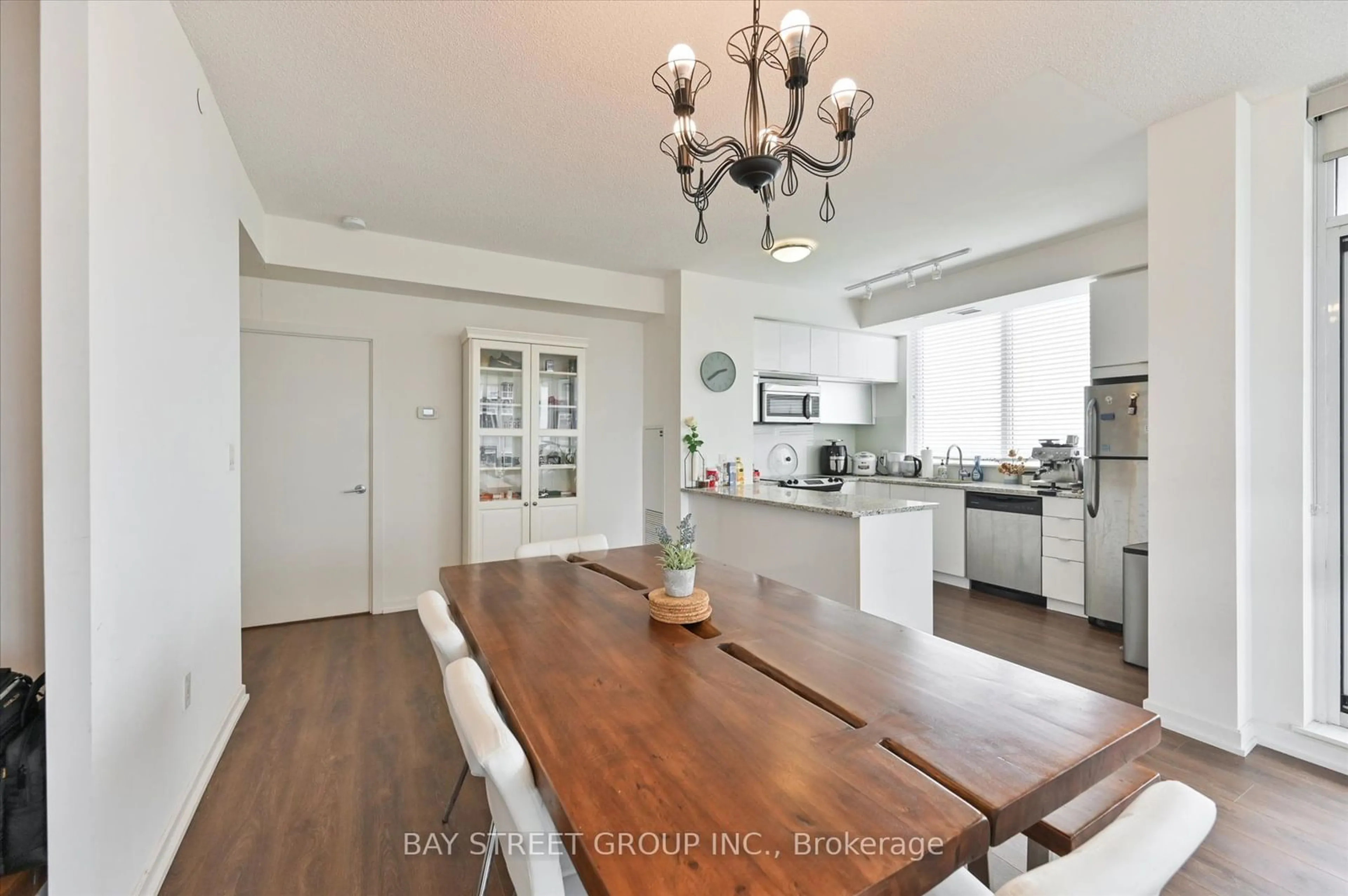 Dining room for 62 Forest Manor Rd #2306, Toronto Ontario M2J 0B6