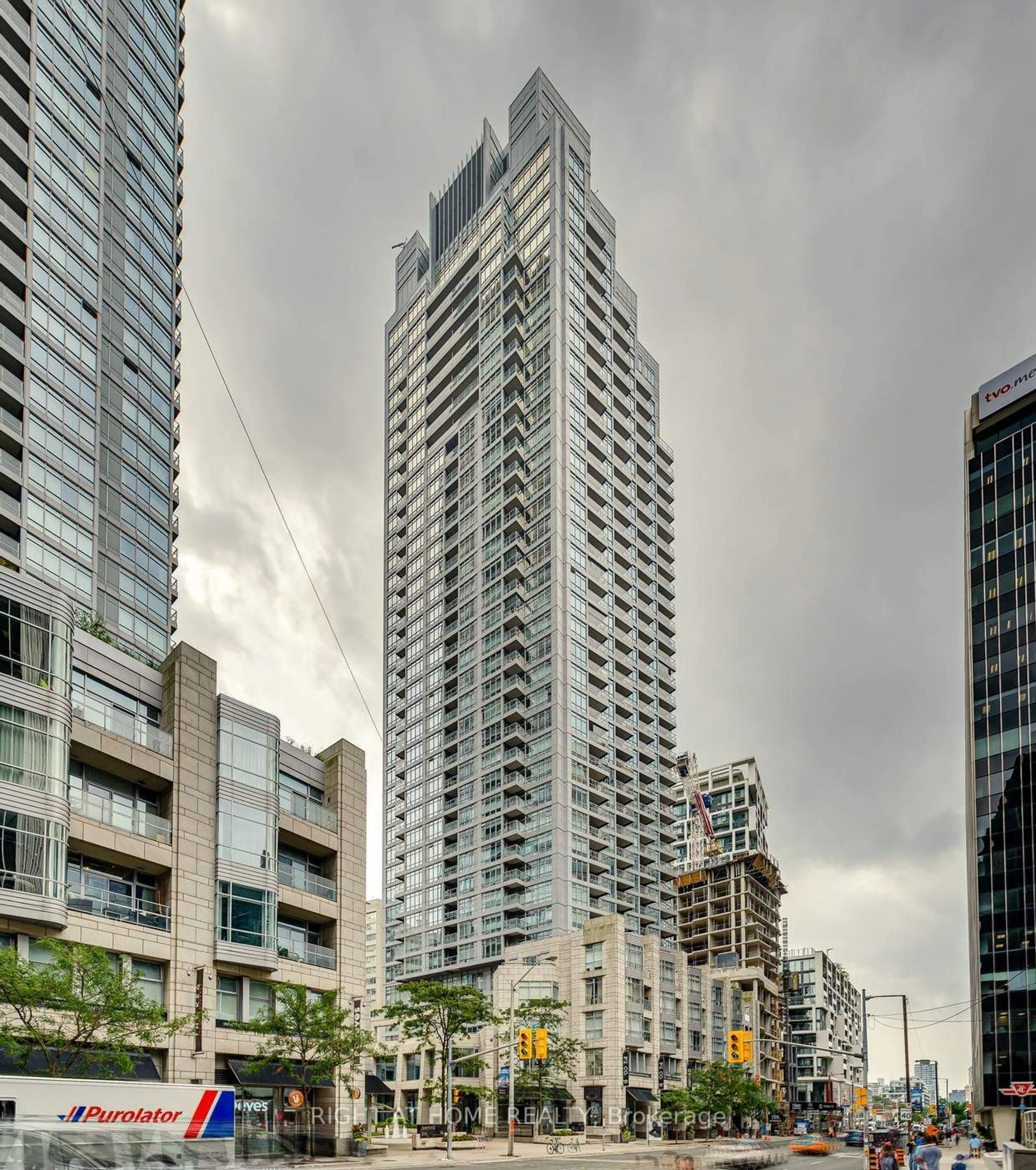 A pic from exterior of the house or condo for 2181 Yonge St #1502, Toronto Ontario M4S 3H7