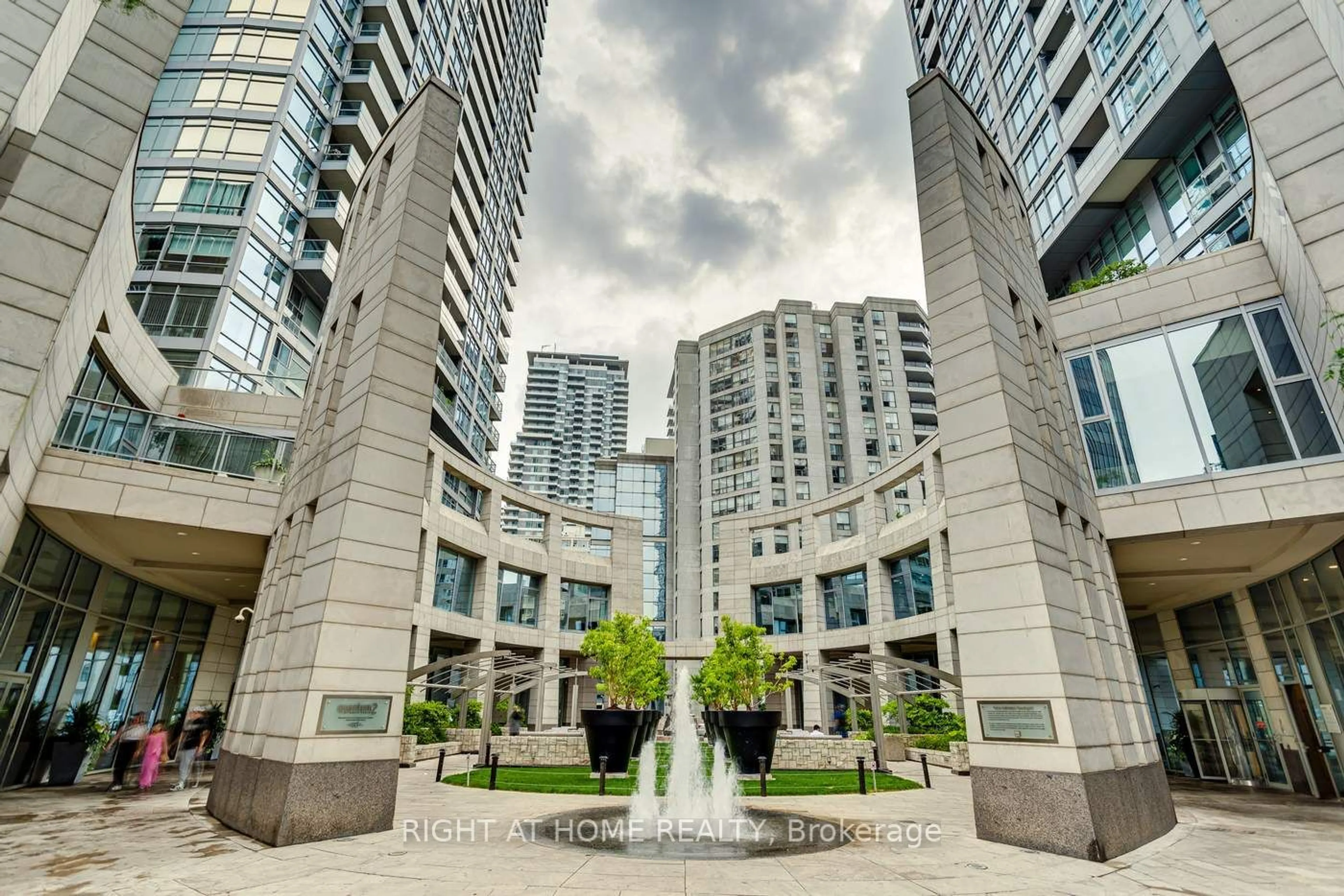 A pic from exterior of the house or condo for 2181 Yonge St #1502, Toronto Ontario M4S 3H7