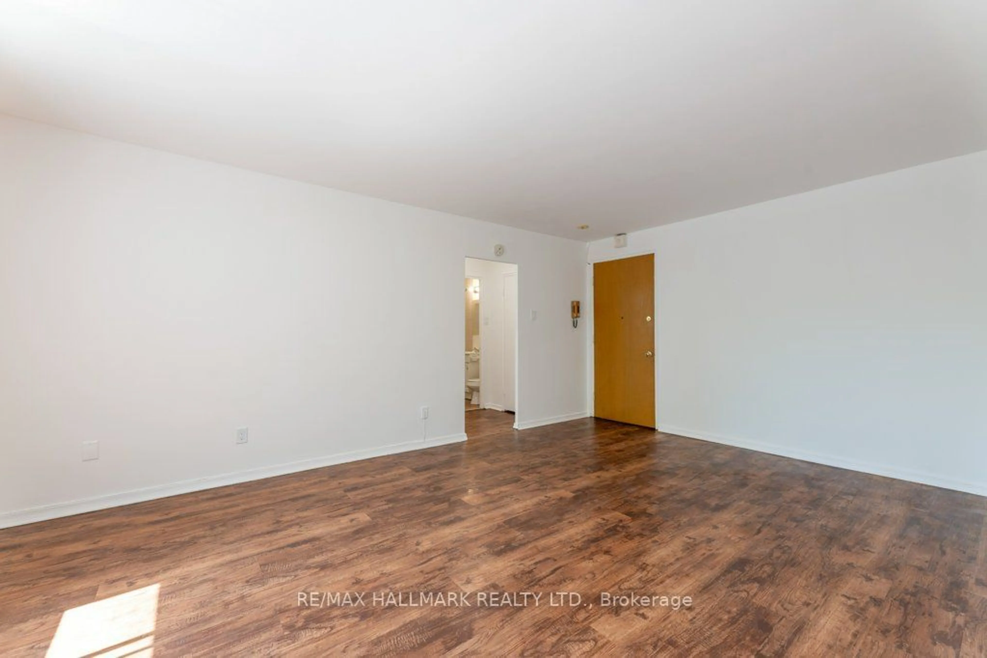 A pic of a room, wood floors for 53 Neptune Dr #2, Toronto Ontario M6A 1X2