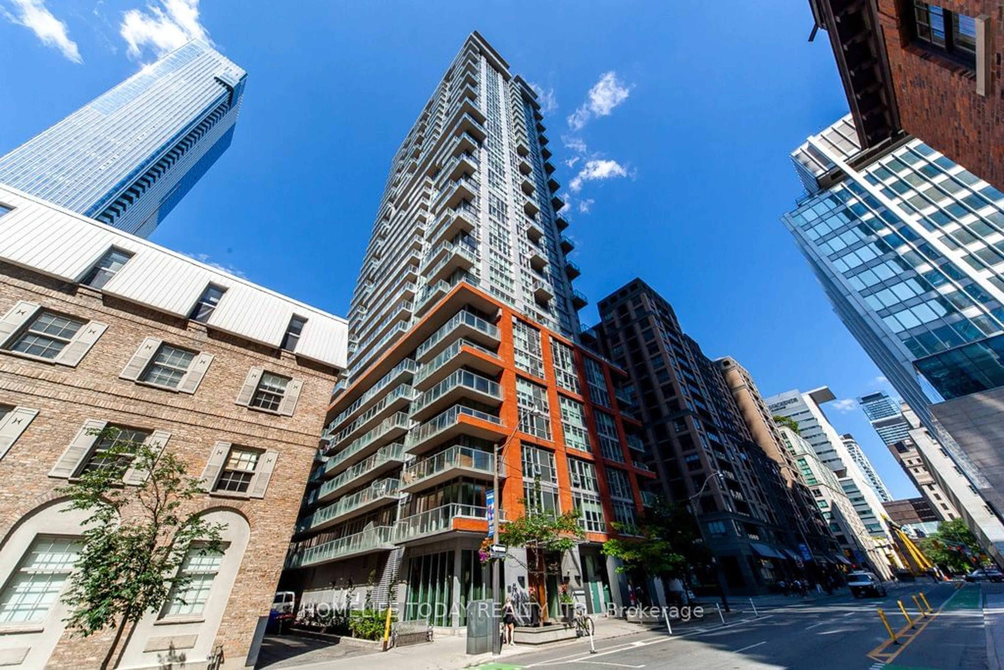 A pic from exterior of the house or condo for 126 Simcoe St #806, Toronto Ontario M5H 4E6