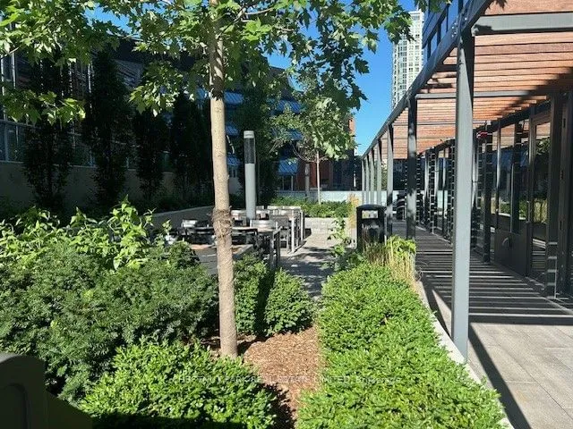Additional property image - 8 Cumberland St Unit 3406