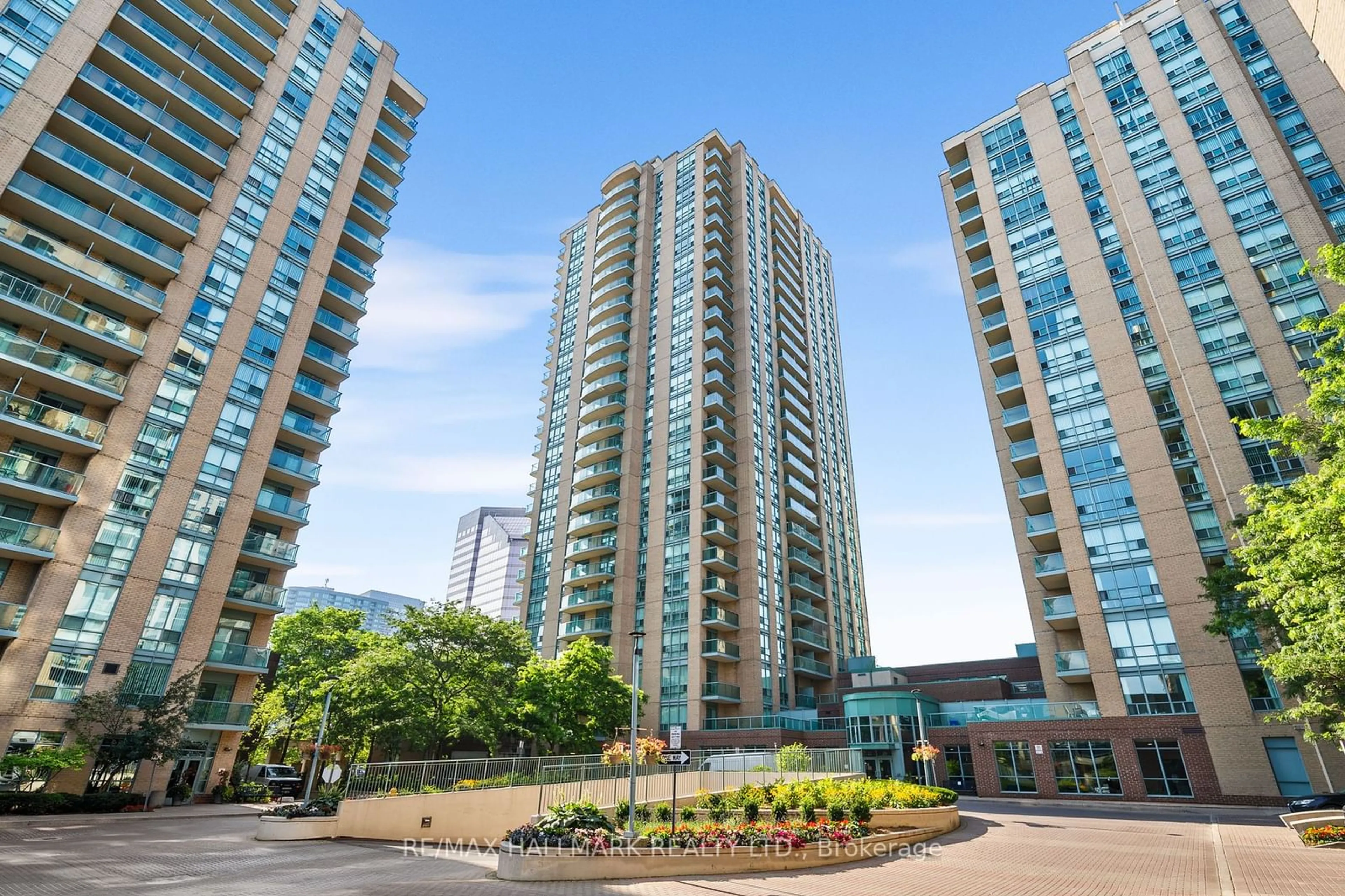 A pic from exterior of the house or condo for 22 Olive Ave #602, Toronto Ontario M2N 7G6