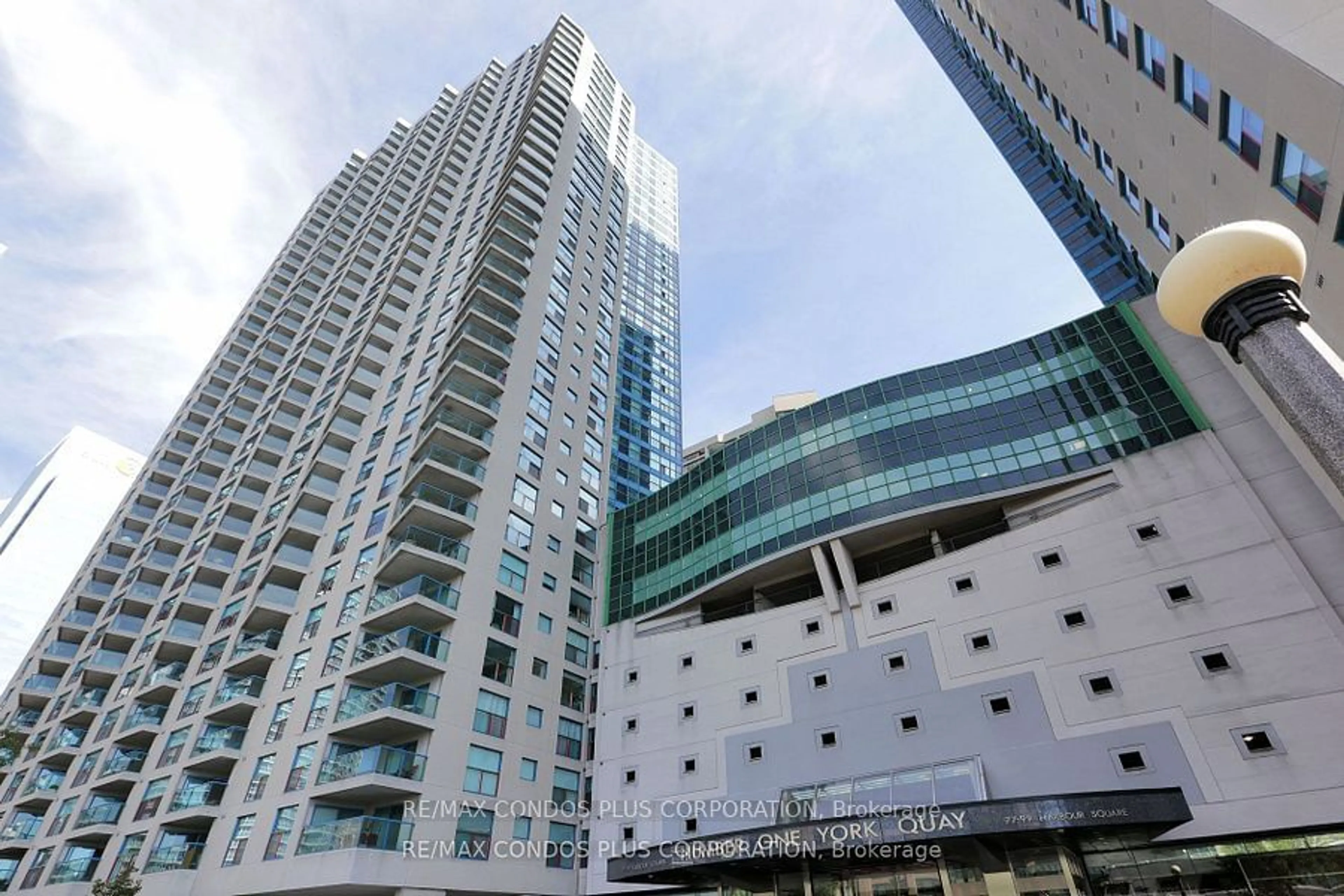A pic from exterior of the house or condo for 77 Harbour Sq #601, Toronto Ontario M5J 2S2