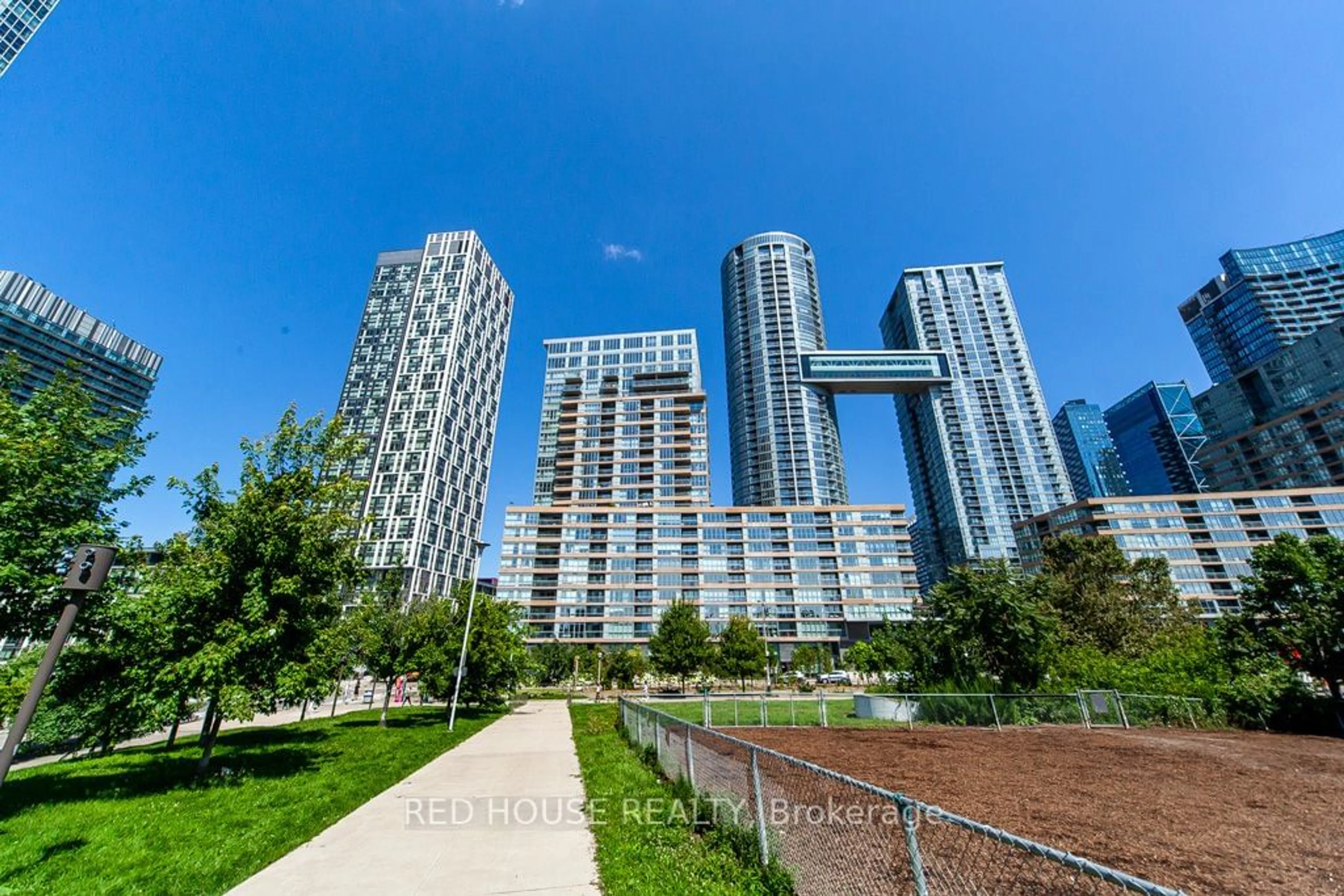 A pic from exterior of the house or condo for 151 Dan Leckie Way #1052, Toronto Ontario M5V 4B2
