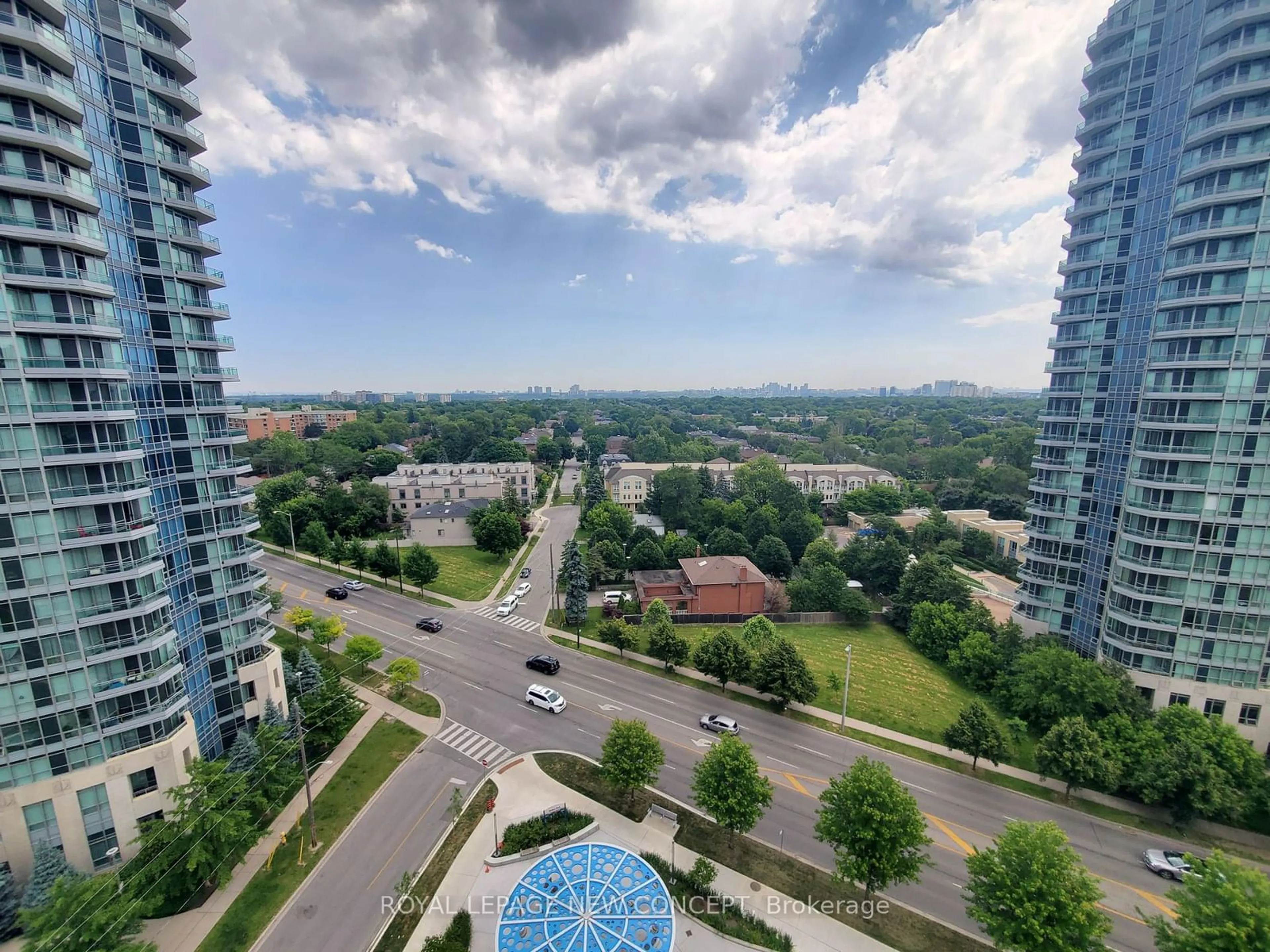 A pic from exterior of the house or condo for 15 Holmes Ave #1209, Toronto Ontario M2N 0L4