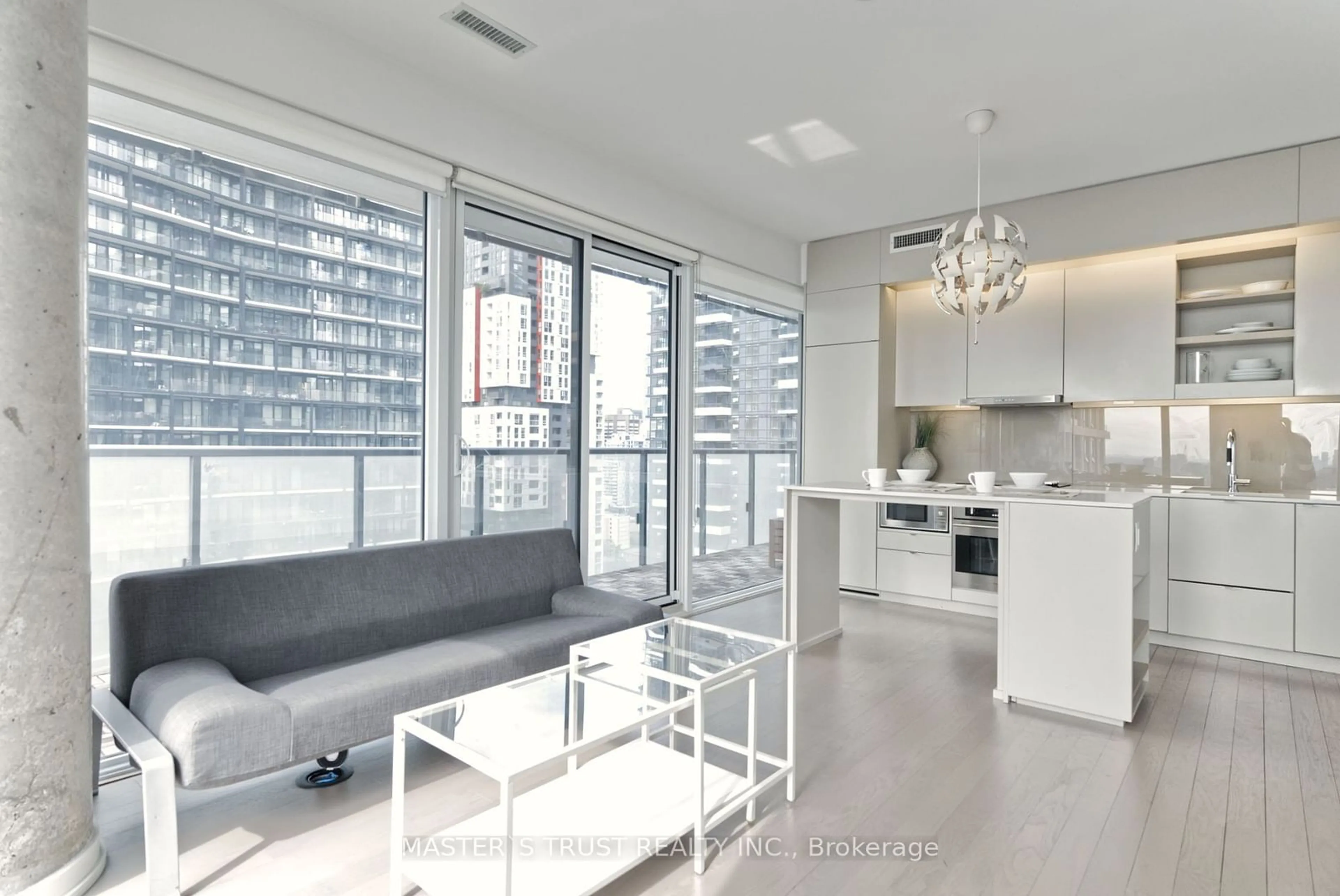 Living room for 101 Peter St #2511, Toronto Ontario M5V 0G6