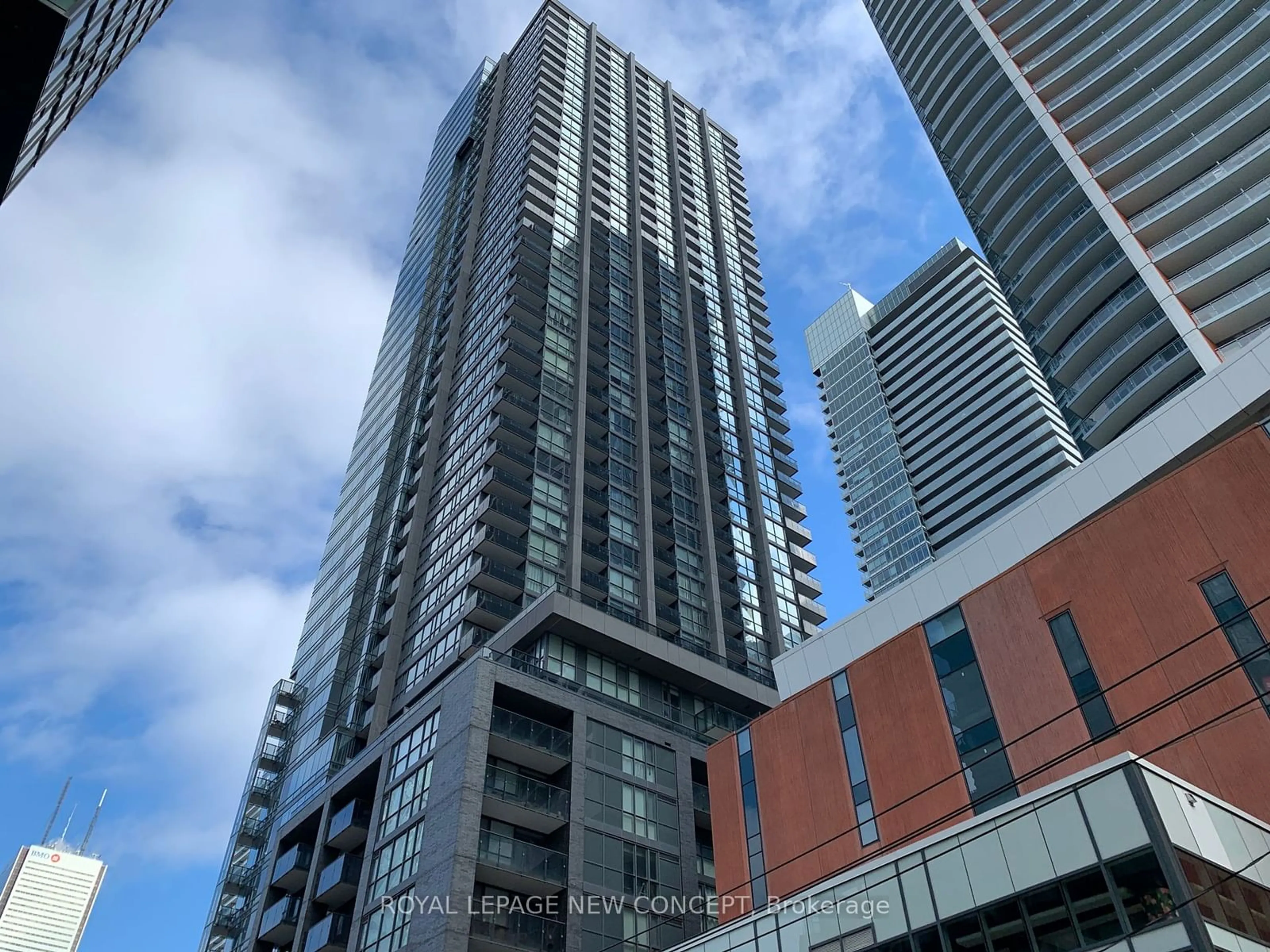 A pic from exterior of the house or condo for 295 Adelaide St #4002, Toronto Ontario M5V 0L4