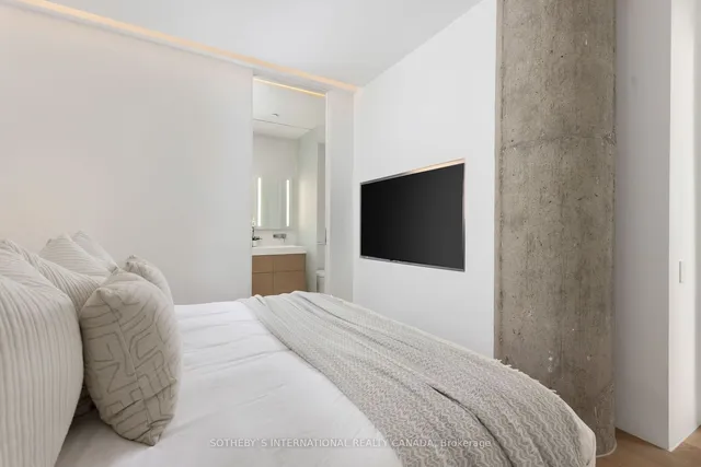 Additional property image - 90 Sumach St Unit 702