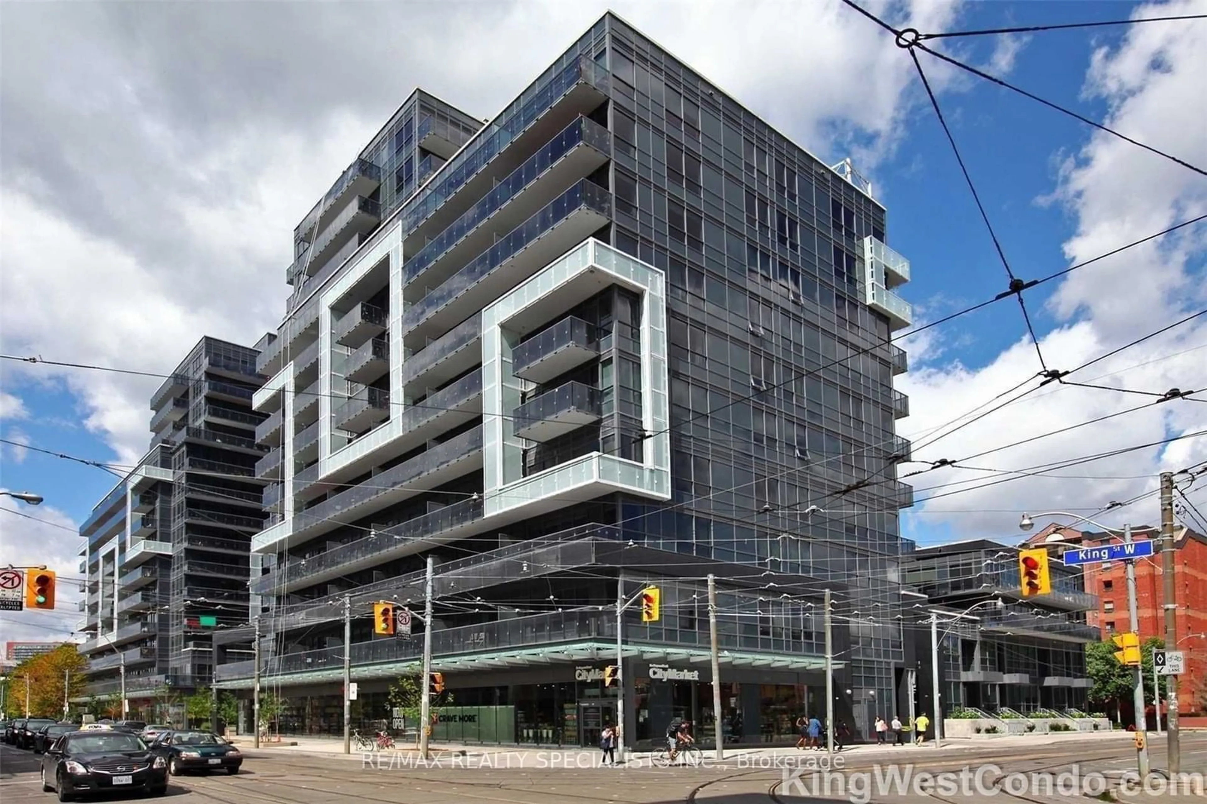 A pic from exterior of the house or condo for 1030 King St #238, Toronto Ontario M6K 0B4