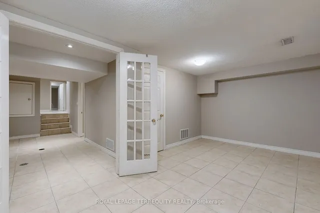 Additional property image - 219 Dunview Ave