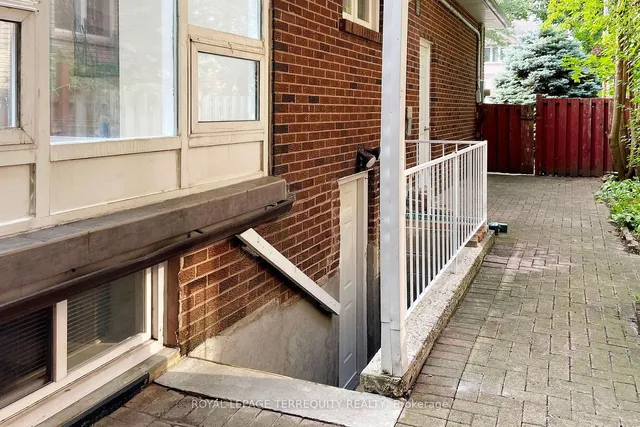 Additional property image - 219 Dunview Ave
