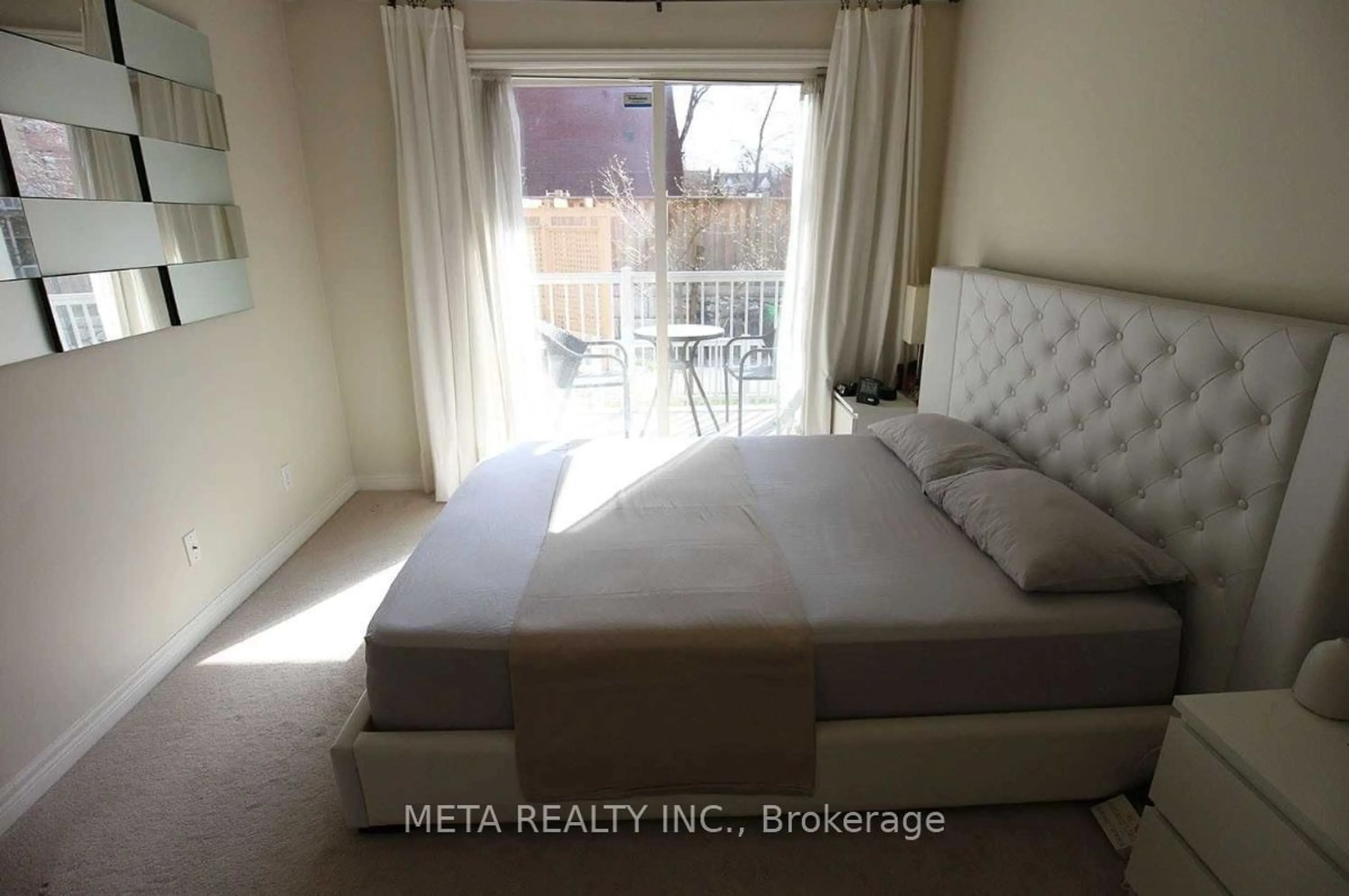 A pic of a room for 175 Bleecker St #213, Toronto Ontario M4X 1L9