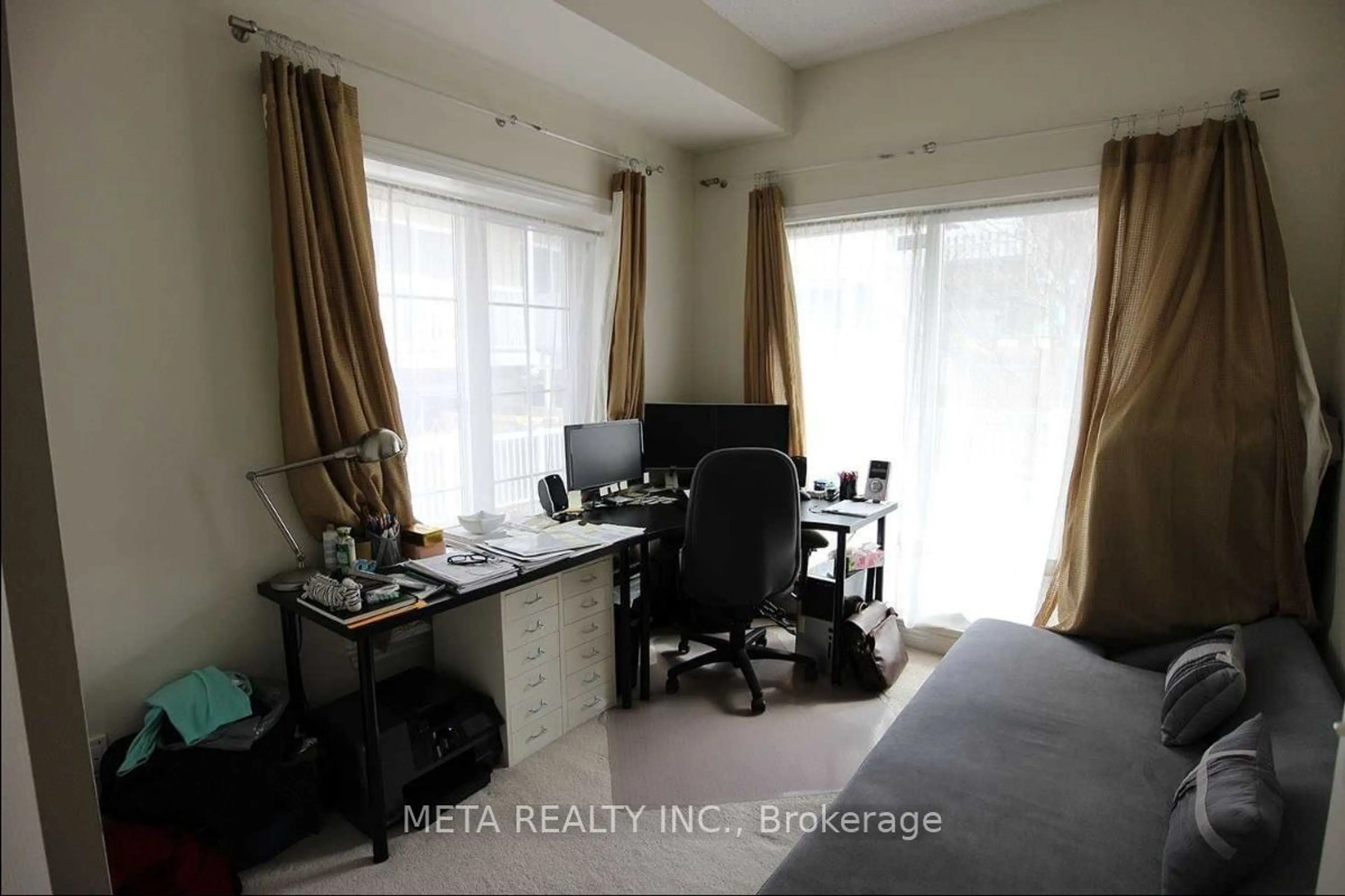 A pic of a room for 175 Bleecker St #213, Toronto Ontario M4X 1L9