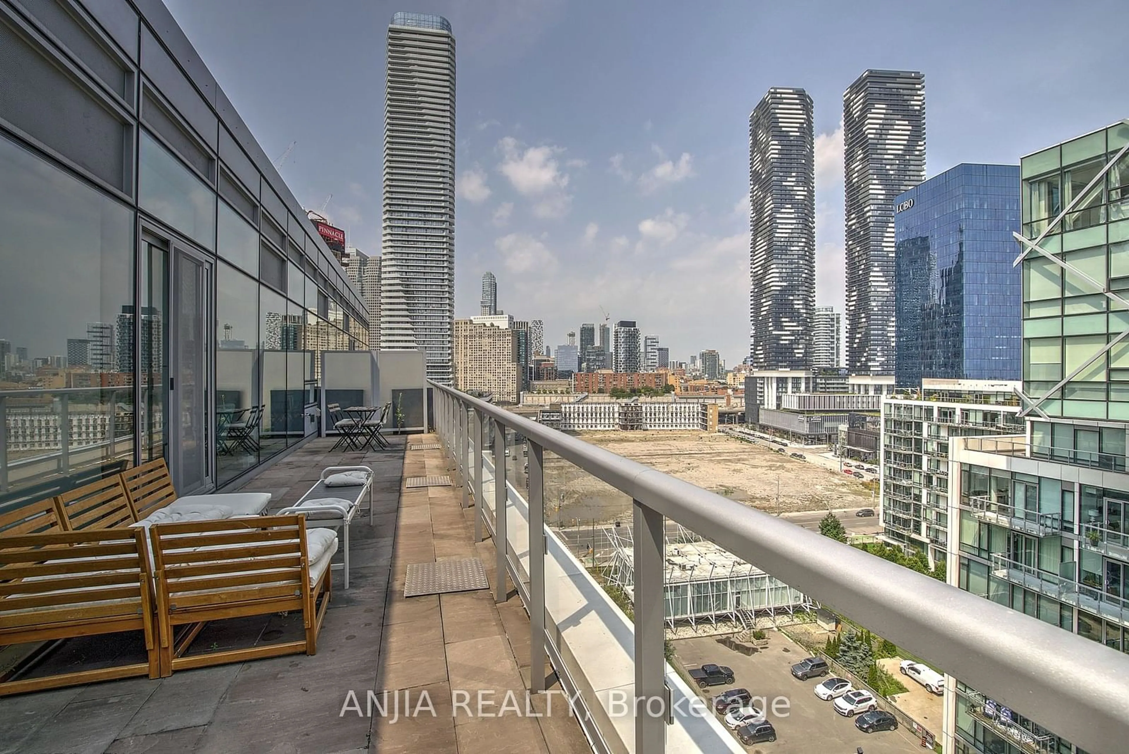 Balcony in the apartment for 29 Queens Quay #ph1209, Toronto Ontario M5E 0A4