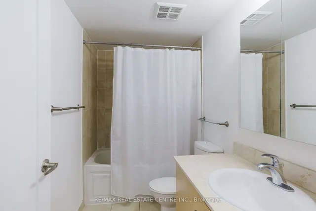 Additional image 30 of 20 Blue Jays Way Unit 1019