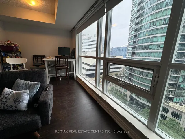 Additional image 8 of 20 Blue Jays Way Unit 1019