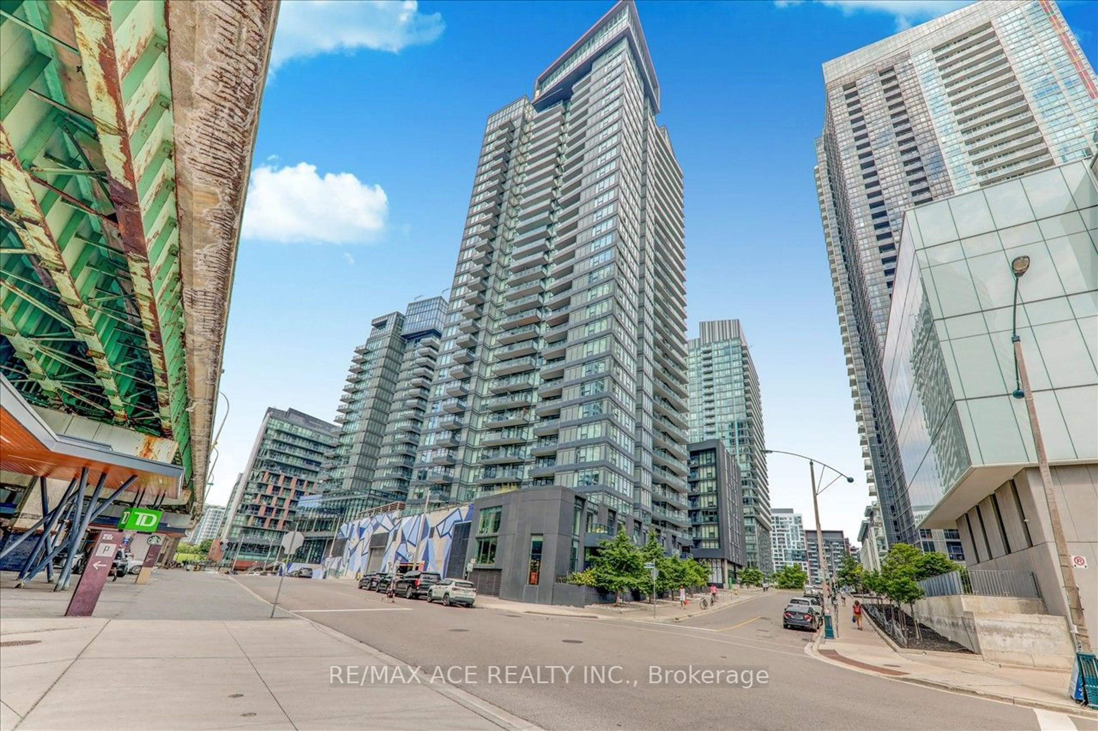 A pic from exterior of the house or condo for 70 Queens Wharf Rd #2012, Toronto Ontario M5V 0J2