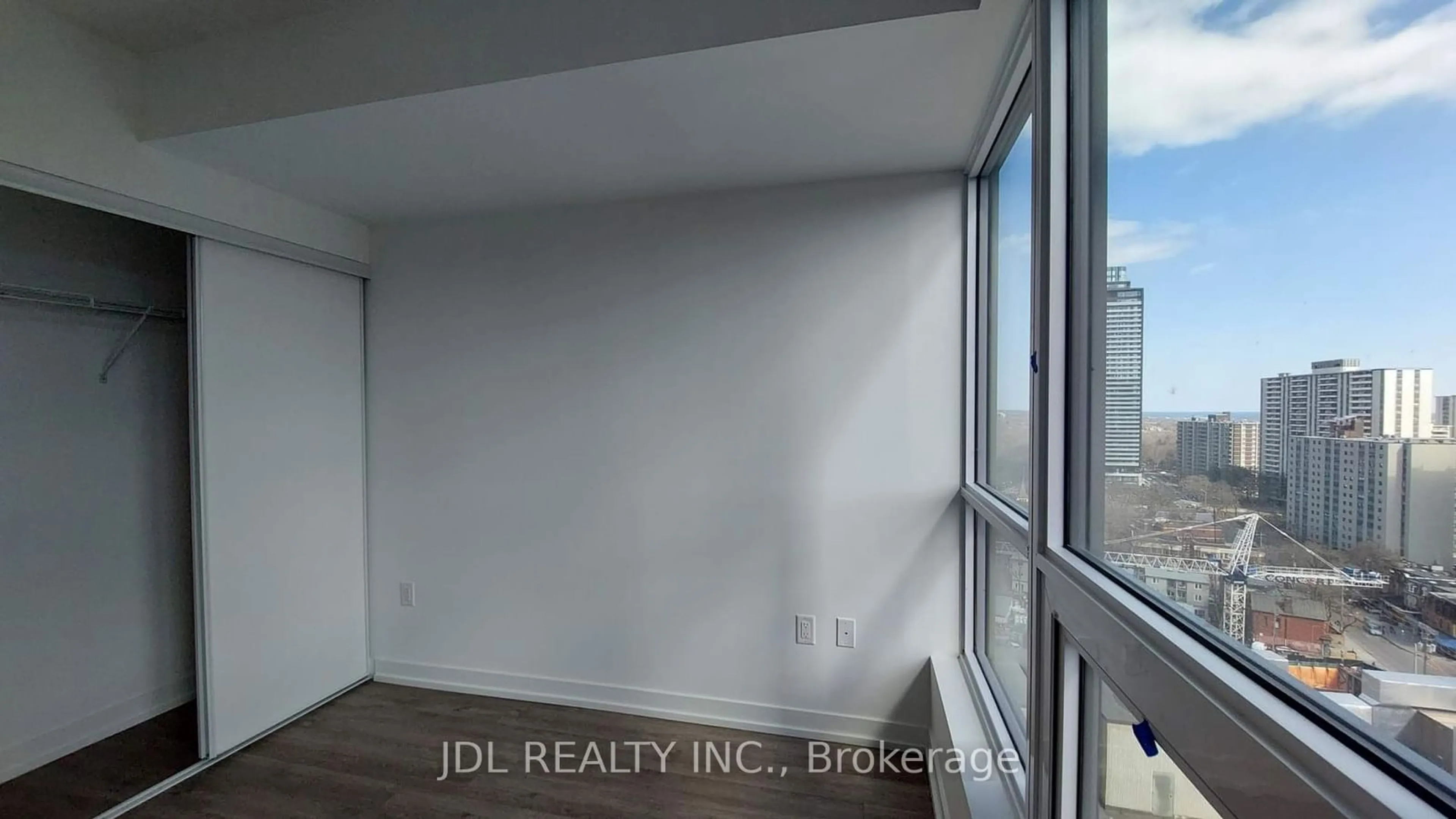 Other indoor space for 395 Bloor St #1402, Toronto Ontario M4W 1H7