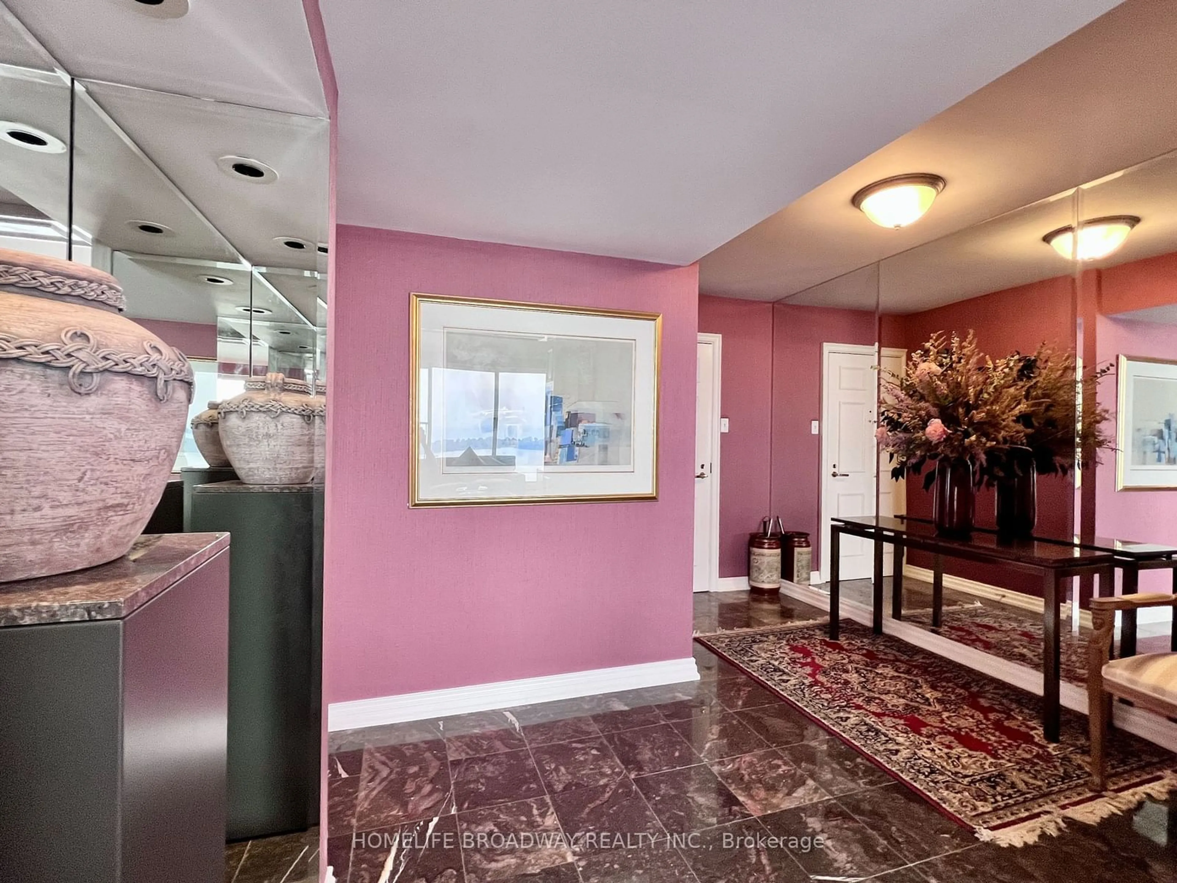 Indoor foyer for 65 Harbour Sq #3001, Toronto Ontario M5J 2L4