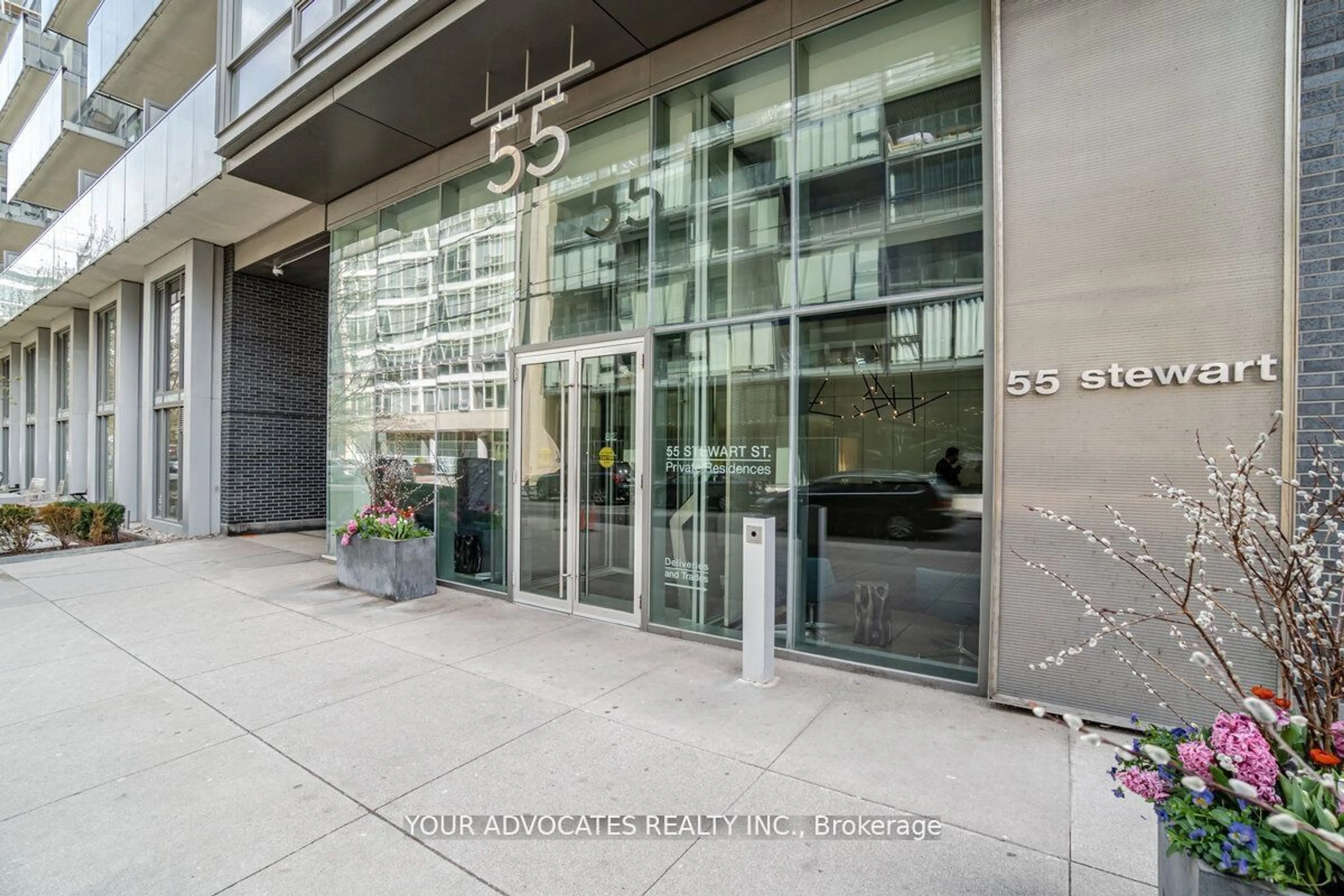 Indoor foyer for 55 Stewart St #623, Toronto Ontario M5V 2V1