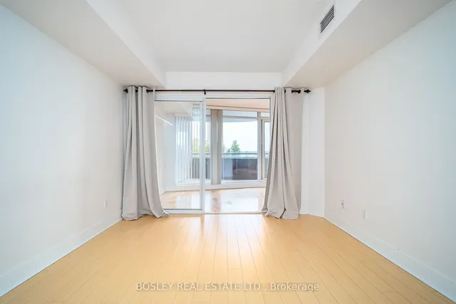Additional property image - 550 Queens Quay Unit 318